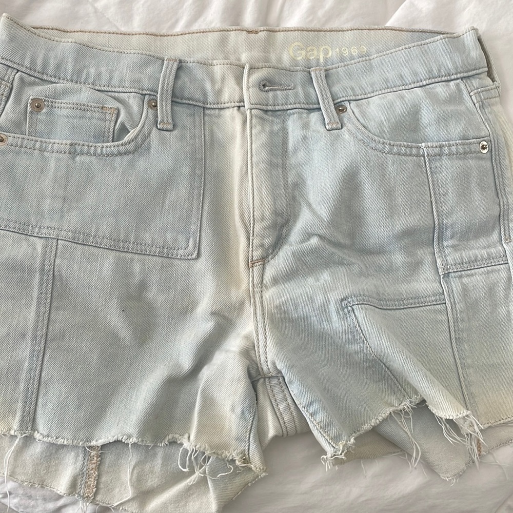 "Vintage" GAP SHORTS